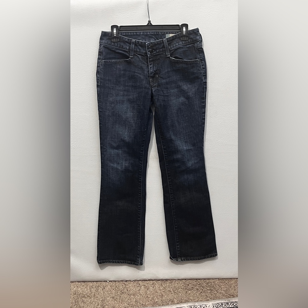 GAP Curvy Low Rise Dark Wash Boot Cut Jeans 6R